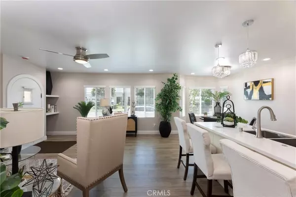 Signal Hill, CA 90755,3301 Falcon AVE