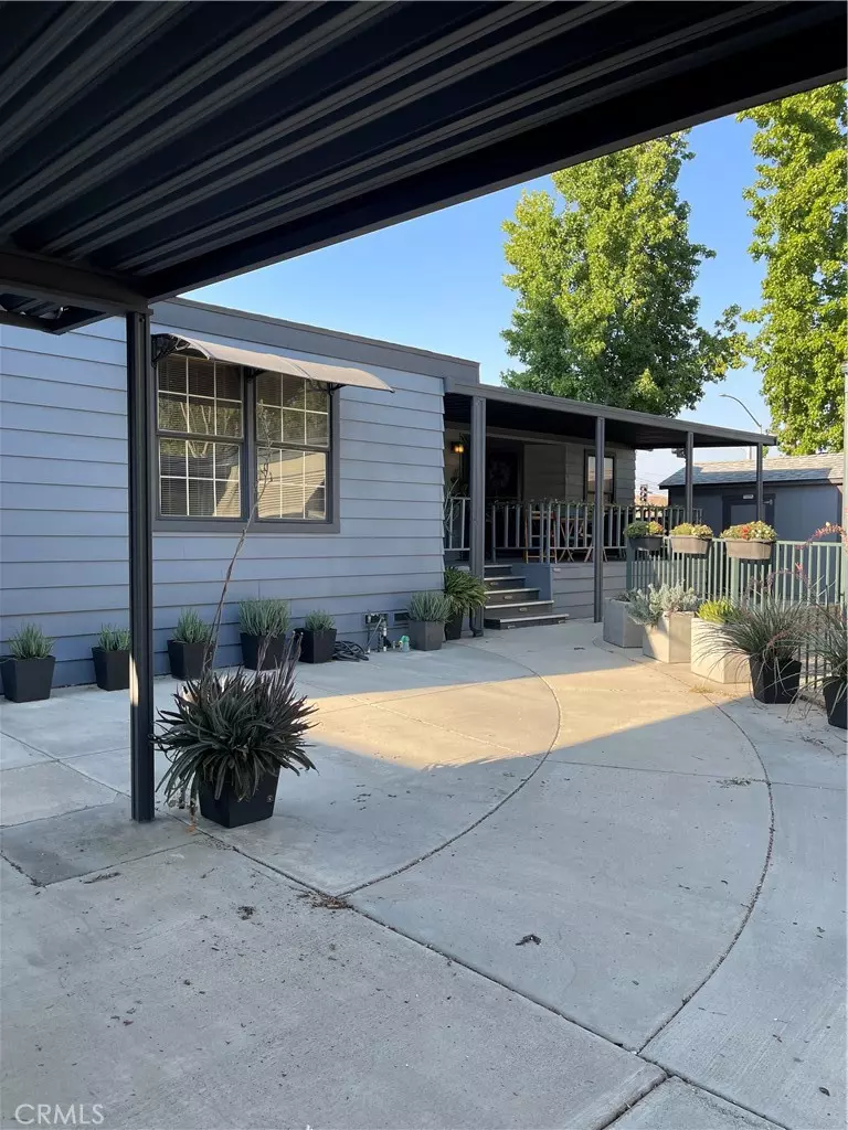 Castaic, CA 91384,31348 Lakehills RD #2