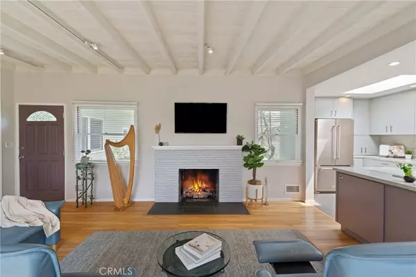 Ventura, CA 93003,3764 Paloma DR