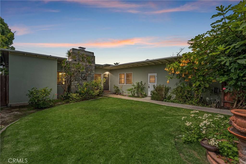 Ventura, CA 93003,3764 Paloma DR
