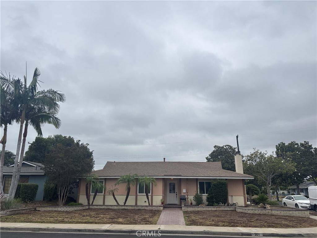 201 S Harrington DR, Fullerton, CA 92831