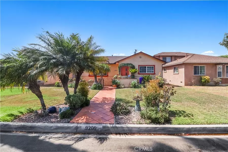 9206 Rendalia ST, Bellflower, CA 90706