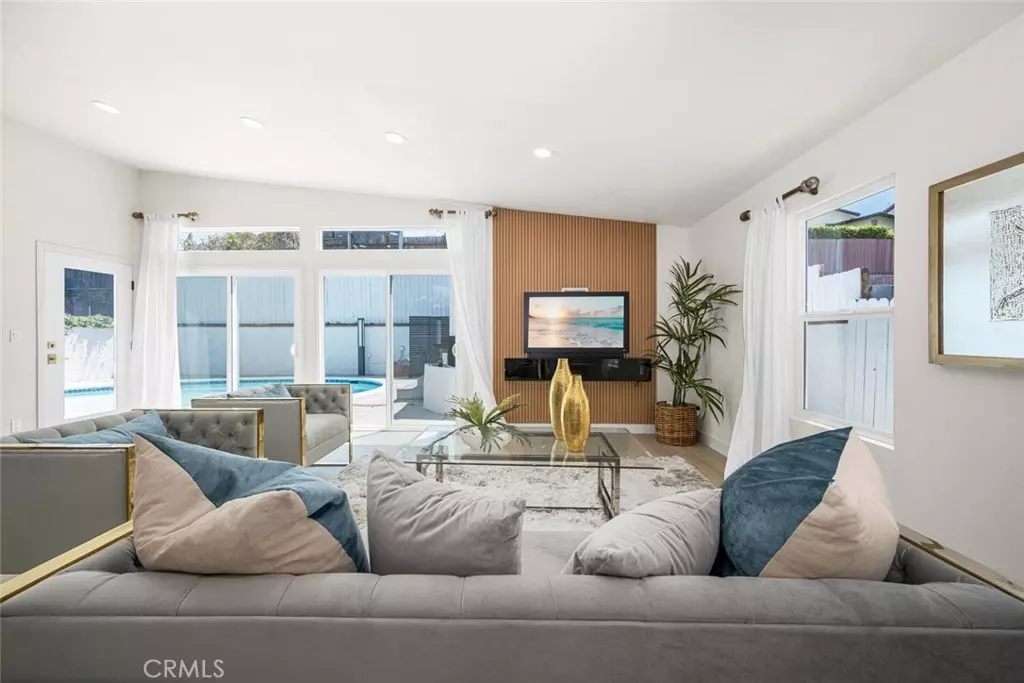 Torrance, CA 90505,2733 Grand Summit RD