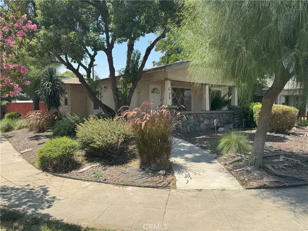 696 E Columbia AVE, Pomona, CA 91767