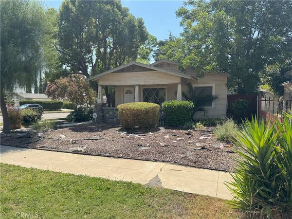 Pomona, CA 91767,696 E Columbia AVE