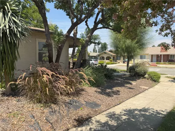 Pomona, CA 91767,696 E Columbia AVE
