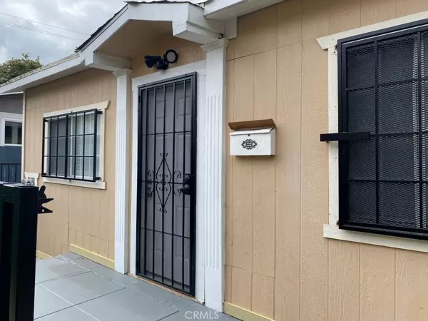 1140 1/2 S Oxford AVE, Los Angeles, CA 90006