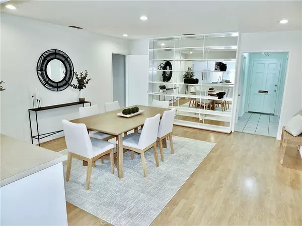 Lakewood, CA 90713,7051 McManus ST
