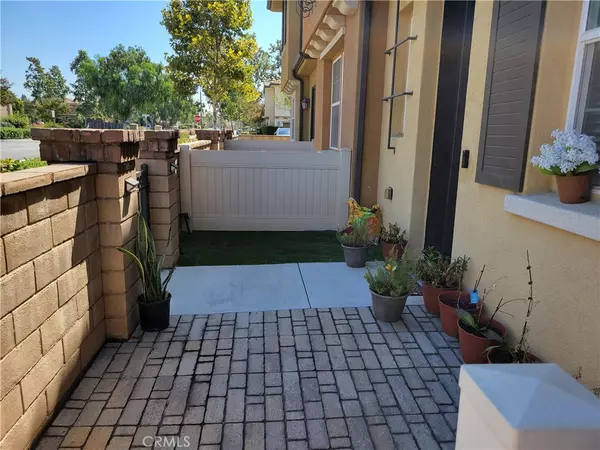 Ontario, CA 91764,2928 E Via Fiano