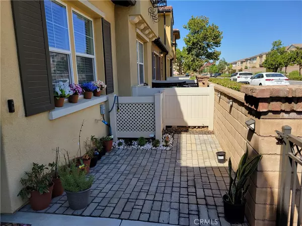 Ontario, CA 91764,2928 E Via Fiano