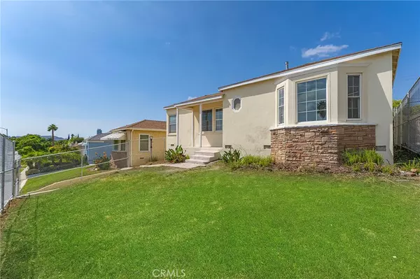 Los Angeles, CA 90019,1717 S Fairfax AVE