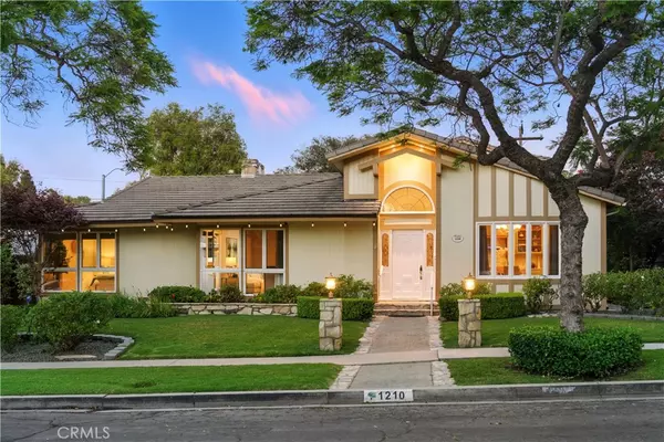 Long Beach, CA 90815,1210 Los Altos AVE