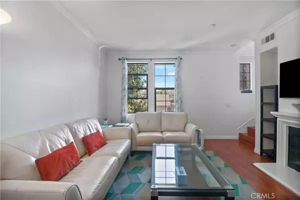 Fullerton, CA 92832,252 Soco DR