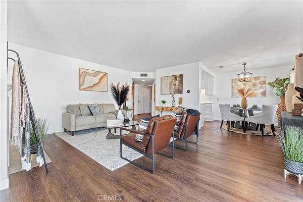 Signal Hill, CA 90755,2700 E Panorama DR #402