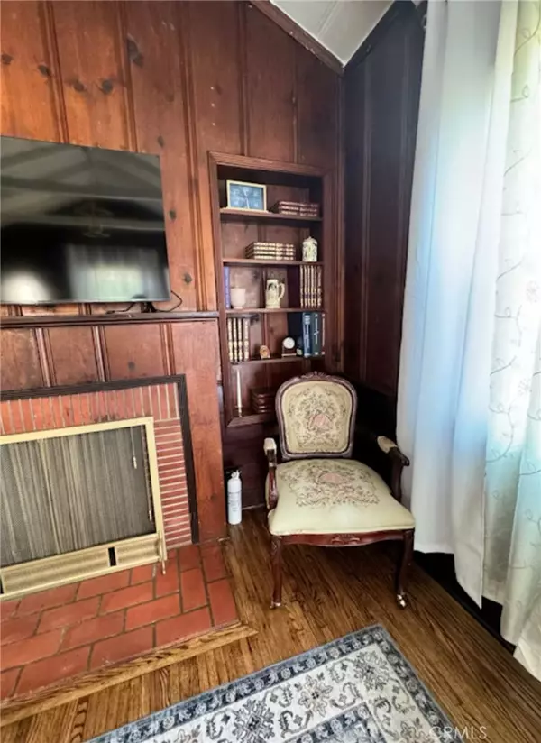 Los Angeles, CA 90016,2110 S Marvin Ave