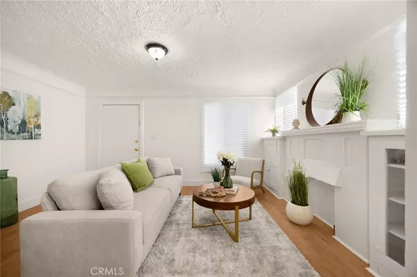 Los Angeles, CA 90001,8471 Zamora AVE