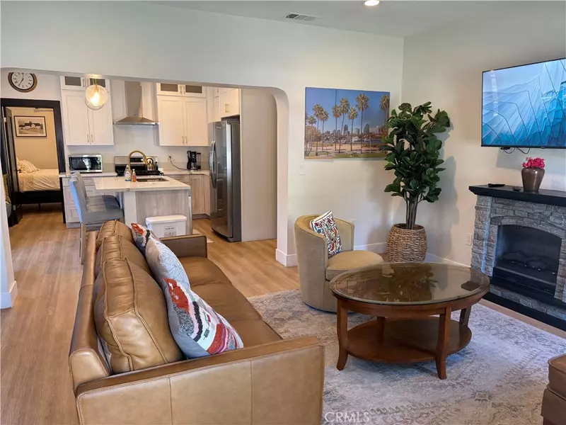 2920 E 7th st, Long Beach, CA 90804