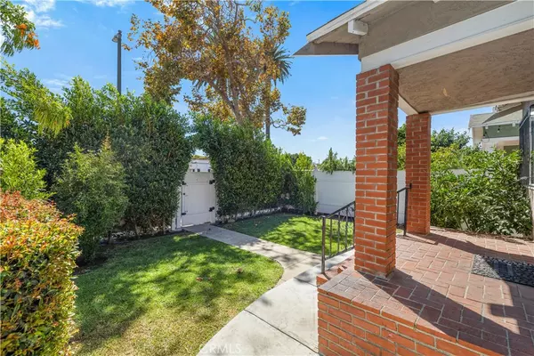 Los Angeles, CA 90047,1523 W 59th ST