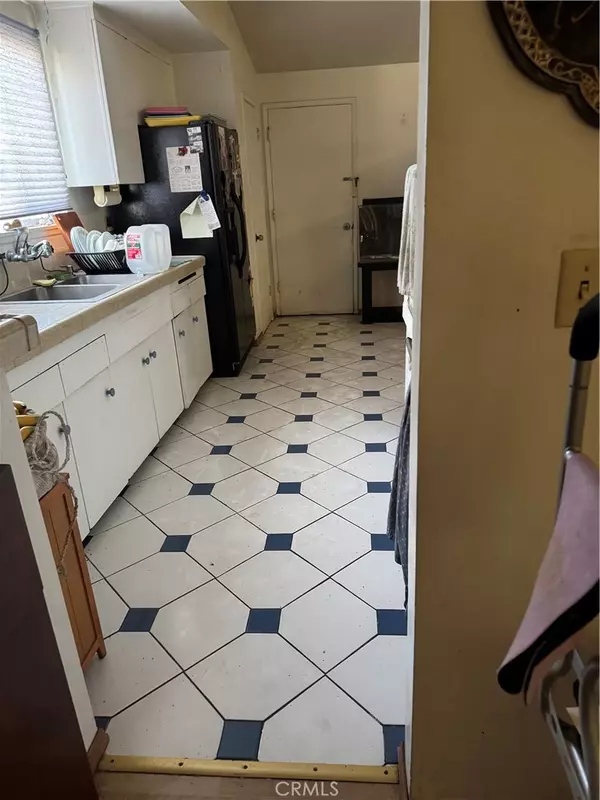 Buena Park, CA 90620,5917 Crescent AVE