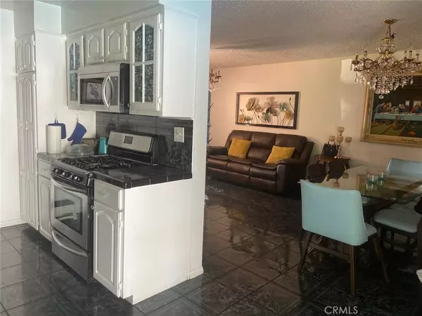 Downey, CA 90240,9017 Arrington AVE