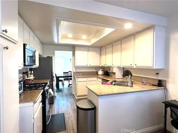 Fullerton, CA 92833,2427 Plaza De Vis