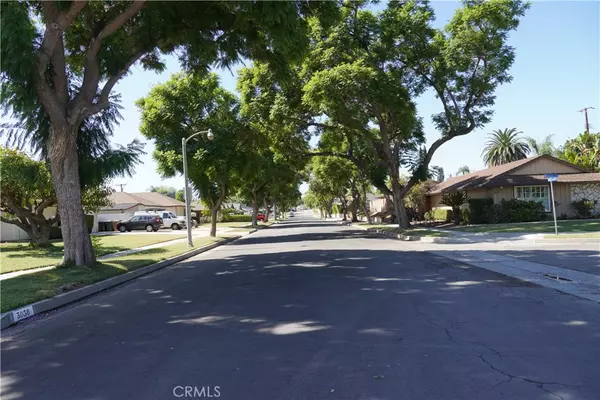 2454 Beacon ST, Fullerton, CA 92835