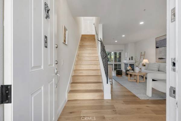 West Hollywood, CA 90069,851 N San Vicente #128