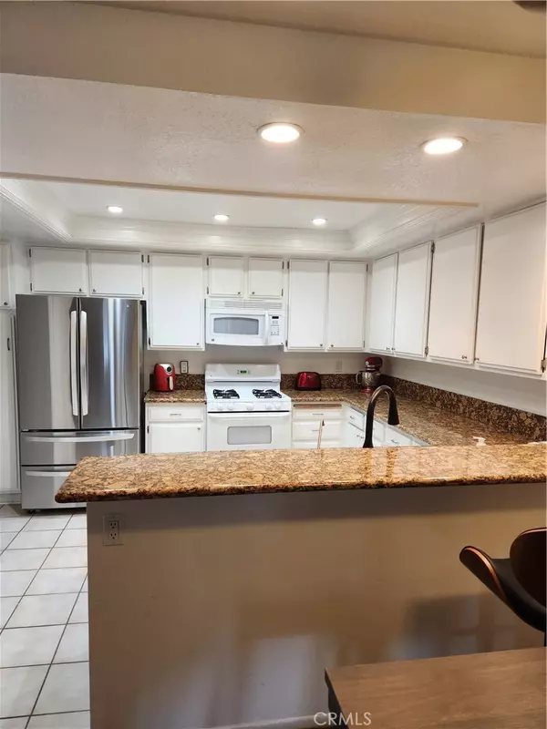 Huntington Beach, CA 92649,4861 Lago #206