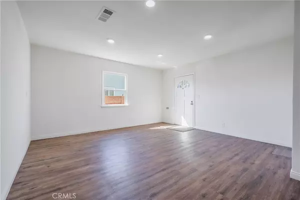 Pico Rivera, CA 90660,4568 Los Toros