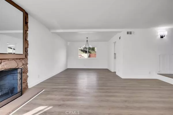 Cerritos, CA 90703,18006 Point Conception