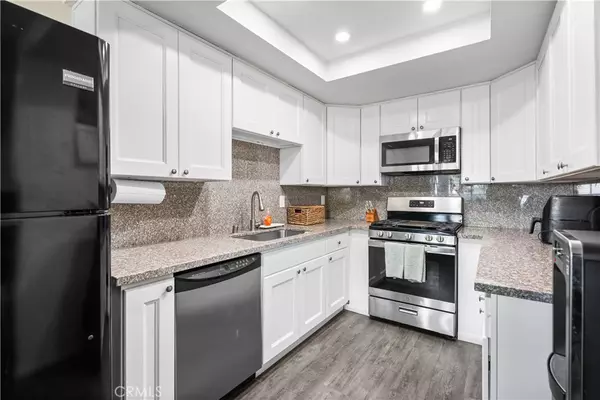 Paramount, CA 90723,13855 McClure AVE #1