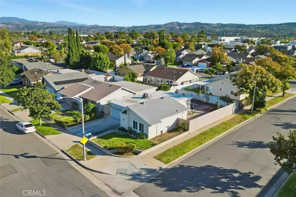 5018 E Budlong ST, Anaheim, CA 92807