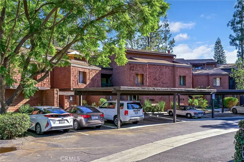 Fullerton, CA 92835,2756 Pine Creek