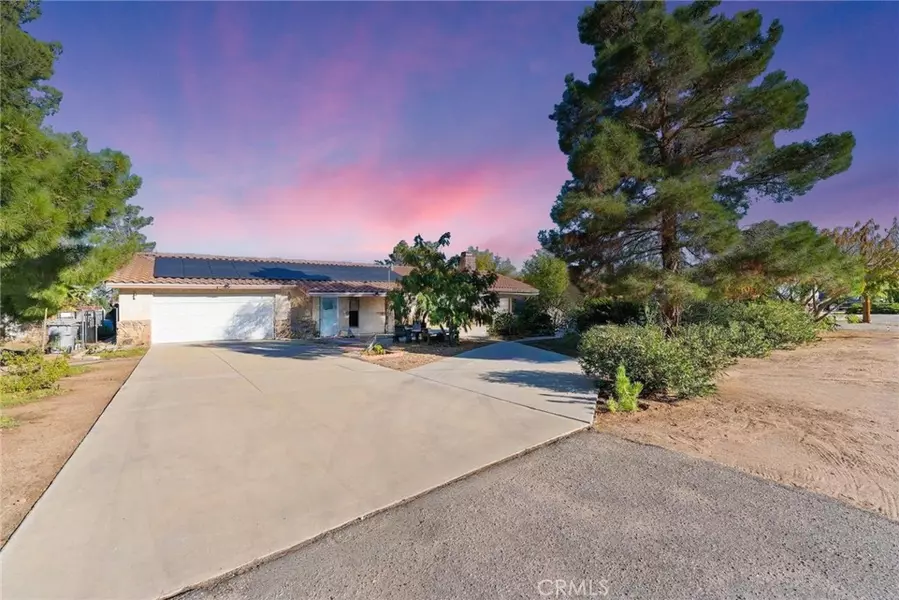 7371 Lyons, Hesperia, CA 92345