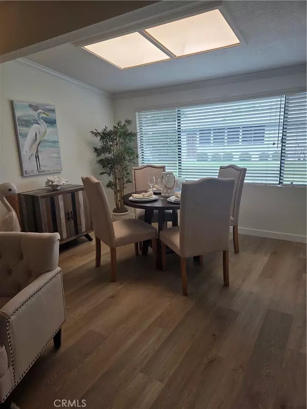 Seal Beach, CA 90740,1660 Glenview Rd #78 J.