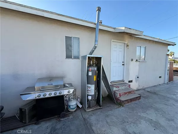 South Gate, CA 90280,3358 Michigan