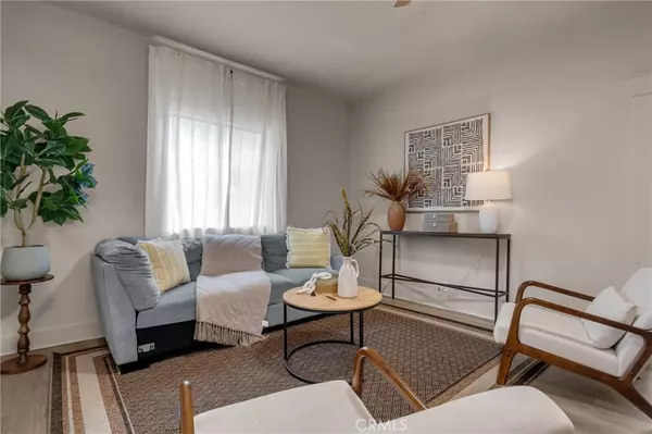 Corona, CA 92879,520 E 8th ST