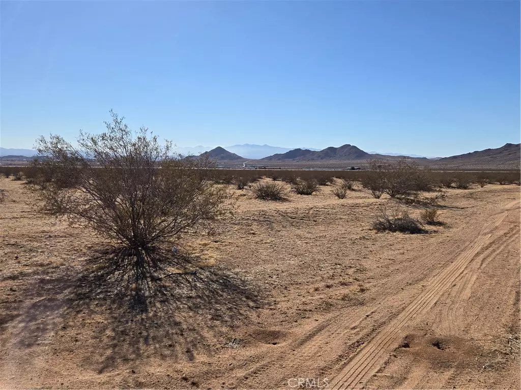 Apple Valley, CA 92307,0 Altadena ST