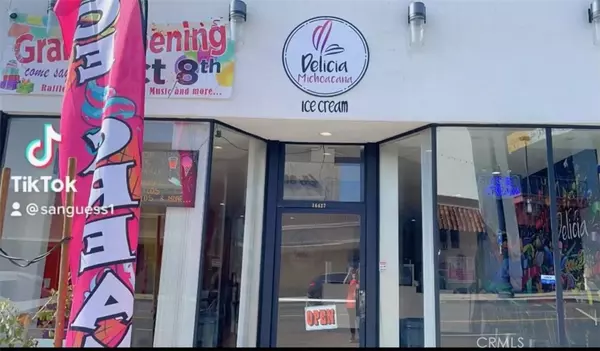 Bellflower, CA 90706,16427 Bellflower