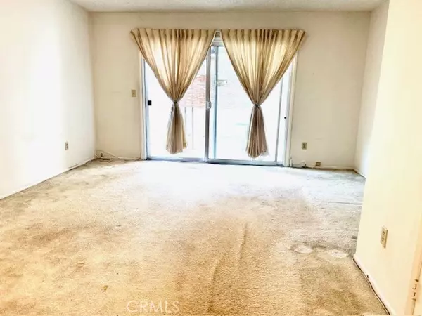 Cerritos, CA 90703,13422 Village Dr, #1/4