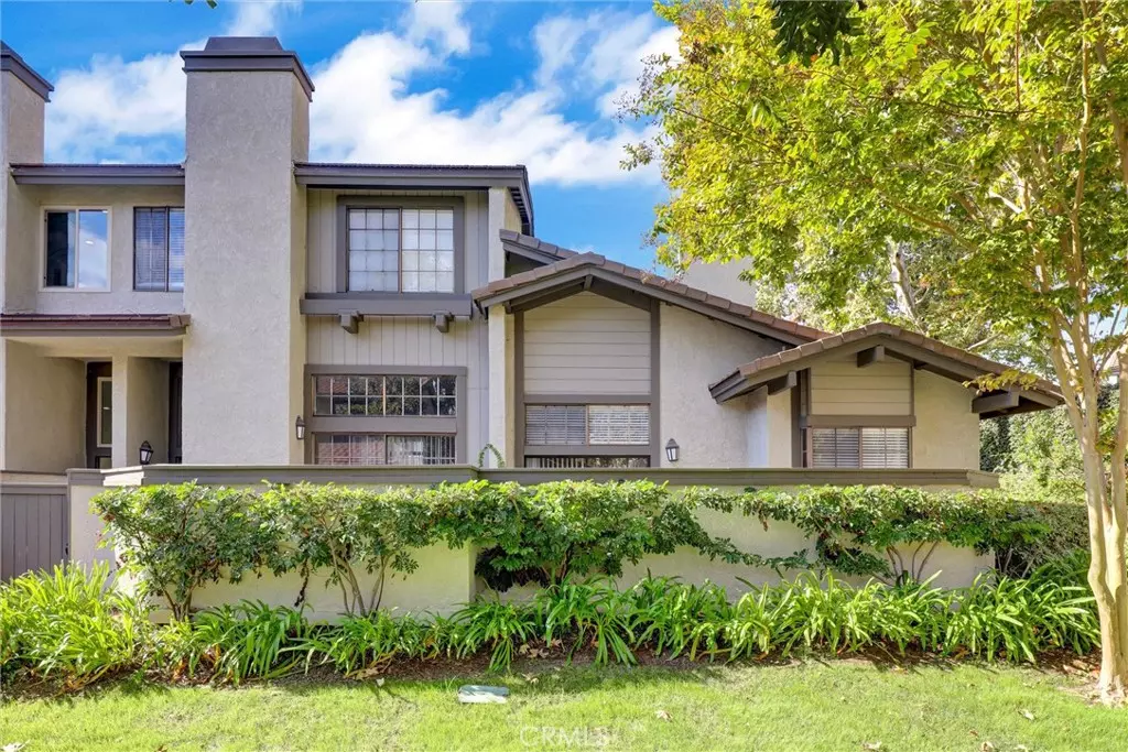 Irvine, CA 92603,14 Starfall