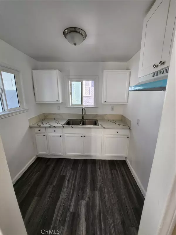 Inglewood, CA 90303,3717 W Imperial #6