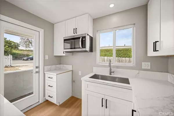 San Diego, CA 92111,1661 Coolidge