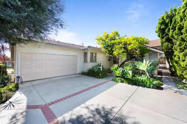 Long Beach, CA 90808,3561 Fela