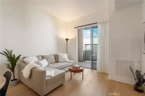 Long Beach, CA 90802,488 E Ocean BLVD #1209