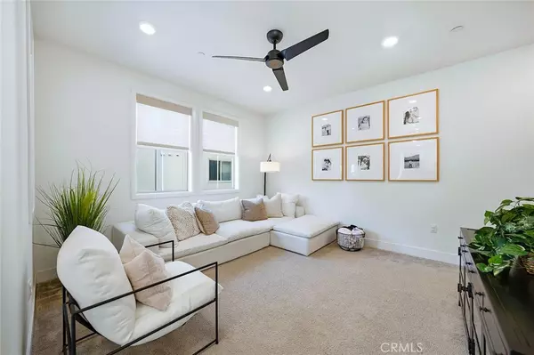 Yorba Linda, CA 92886,18315 Iris LN