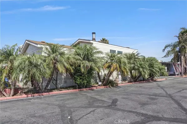 Paramount, CA 90723,16511 Garfield #B4