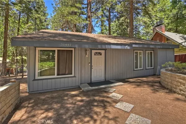 Running Springs, CA 92382,31442 Cedarwood DR