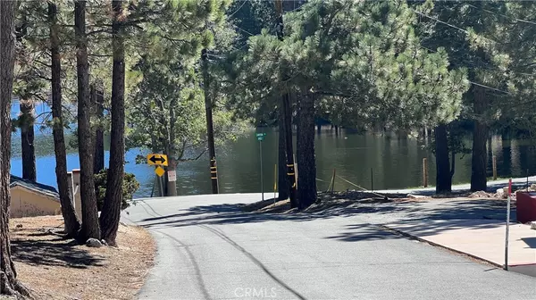 Green Valley Lake, CA 92341,33004 Spruce DR