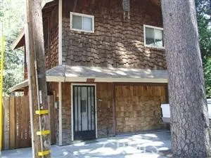 25134 Moon DR, Crestline, CA 92325